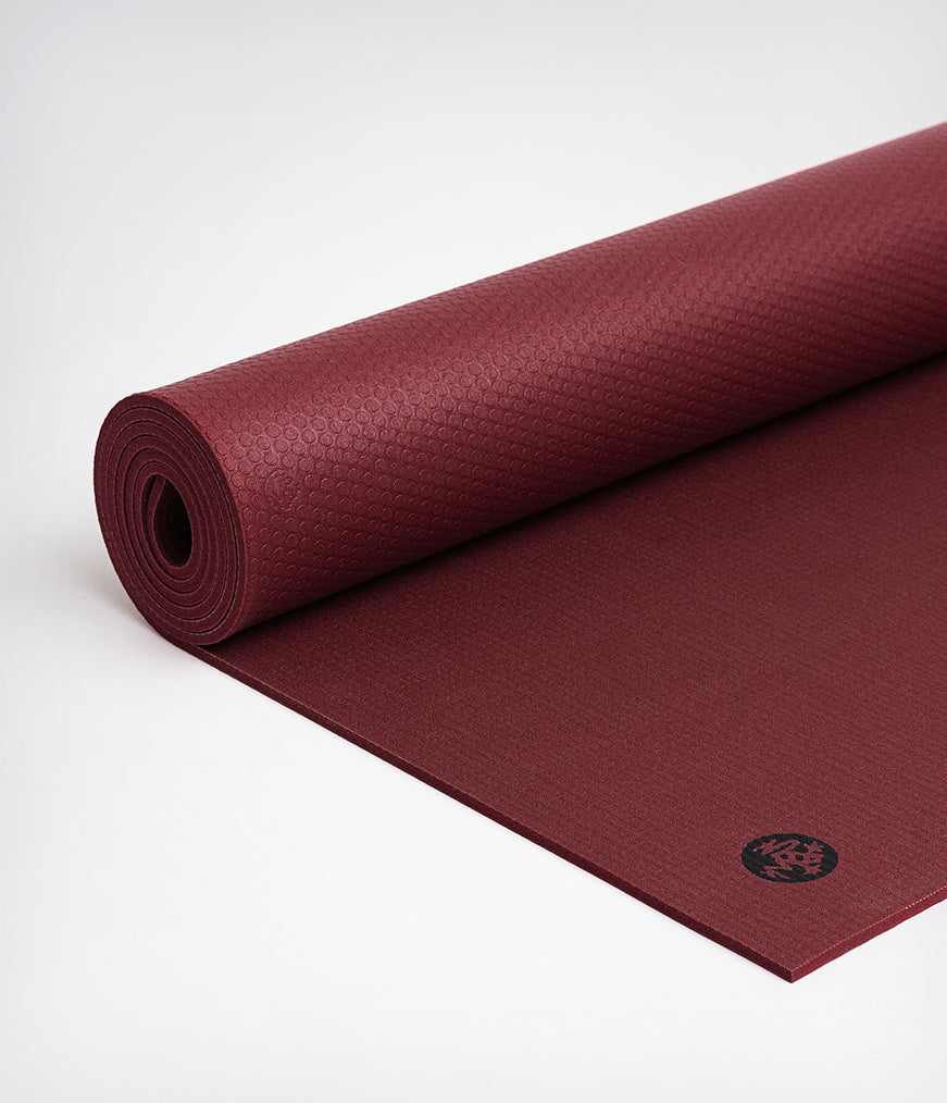 MANDUKA PRO YOGA MAT REVIEW - 6mm Thick - The Best And Most Durable Yoga  Mat - Closed Cell Yoga Mat 