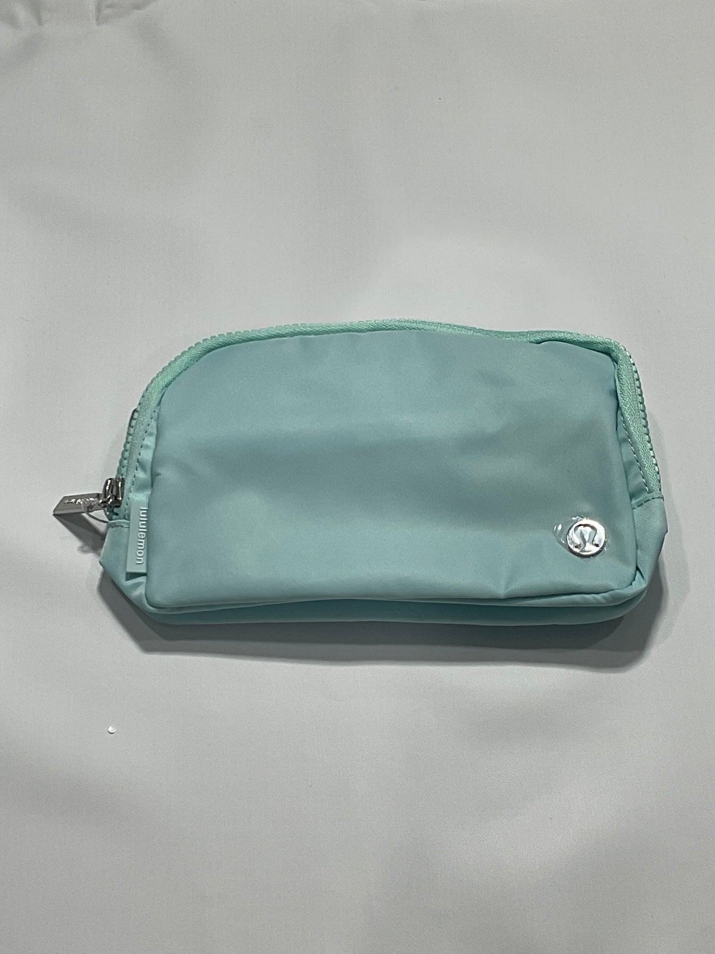 Lululemon Everywhere Belt Bag 1L - Mint Green