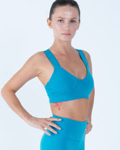Load image into Gallery viewer, Alo Yoga XS Airbrush Rev It Up Bra - Blue Splash
