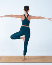 Load image into Gallery viewer, Alo Yoga SMALL 7/8 High-Waist Airlift Legging - Midnight Green
