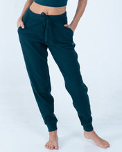 Load image into Gallery viewer, Alo Yoga SMALL Muse Sweatpant - Midnight Green
