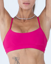 Load image into Gallery viewer, Alo Yoga XS Airlift Intrigue Bra - Magenta Crush
