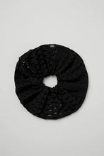 Load image into Gallery viewer, Alo Yoga Mesh Haute Summer Scrunchie - Black
