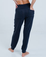 Load image into Gallery viewer, Alo Yoga XS Soho Sweatpant - Anthracite
