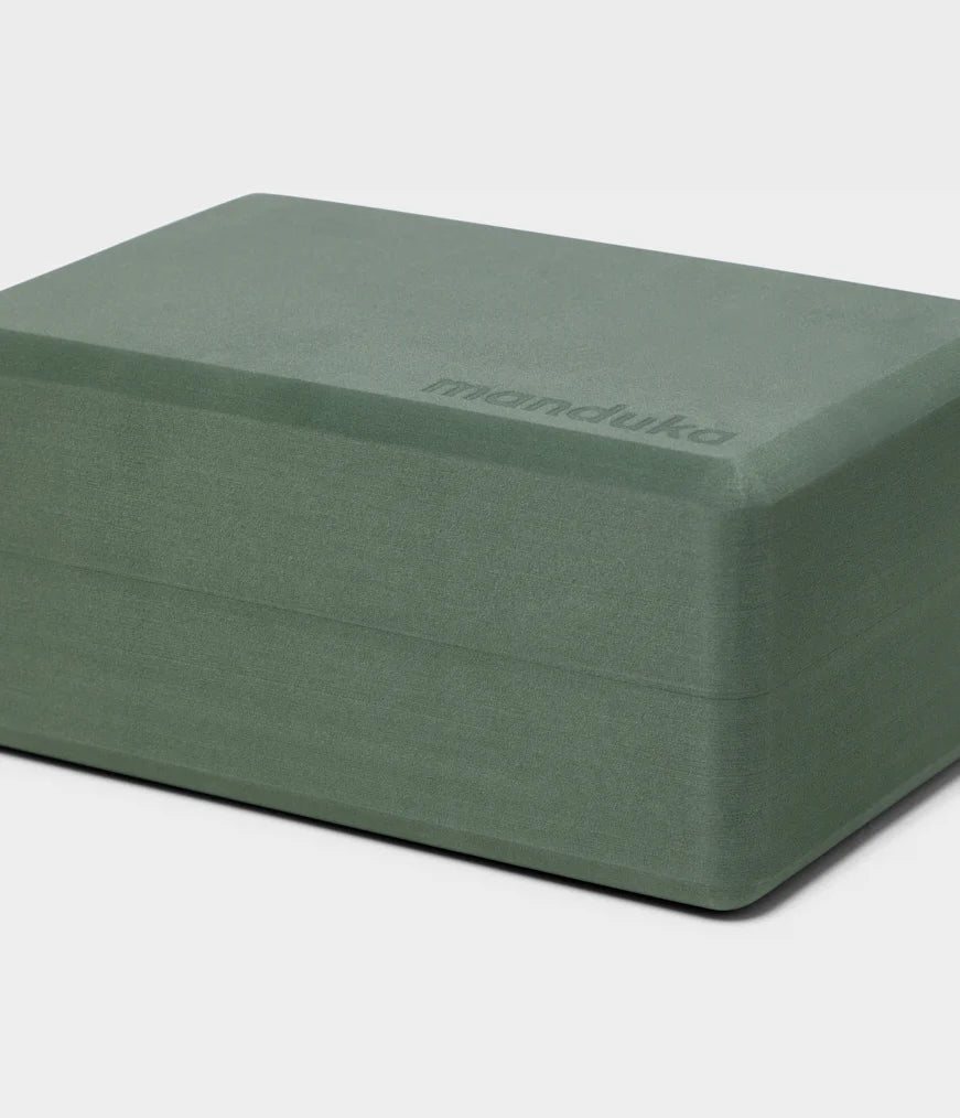 Manduka Recycled Foam Yoga Block - Leaf Green – Soulcielite