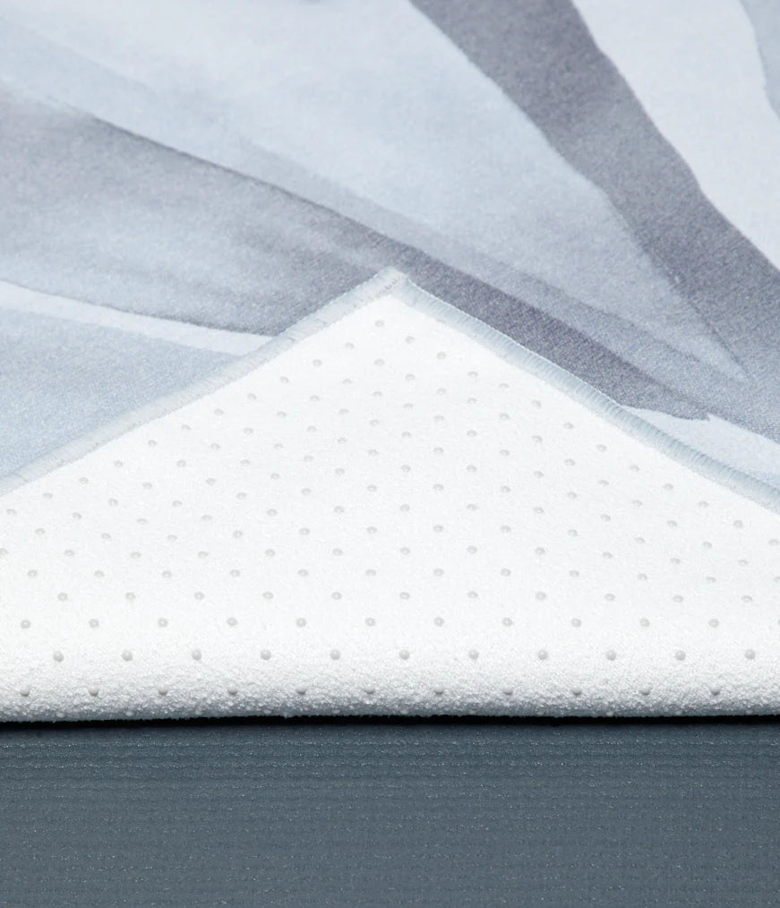 Manduka Yogitoes® 71" Yoga Mat Towel - Diamond Invincible