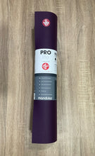 Load image into Gallery viewer, Manduka Prolite 71&quot; Yoga Mat 4.7mm - Indulge (Purple)
