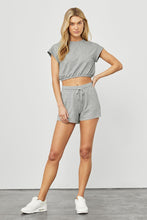 Load image into Gallery viewer, Alo Yoga XS Dreamy Crop Short Sleeve - Dove Grey Heather
