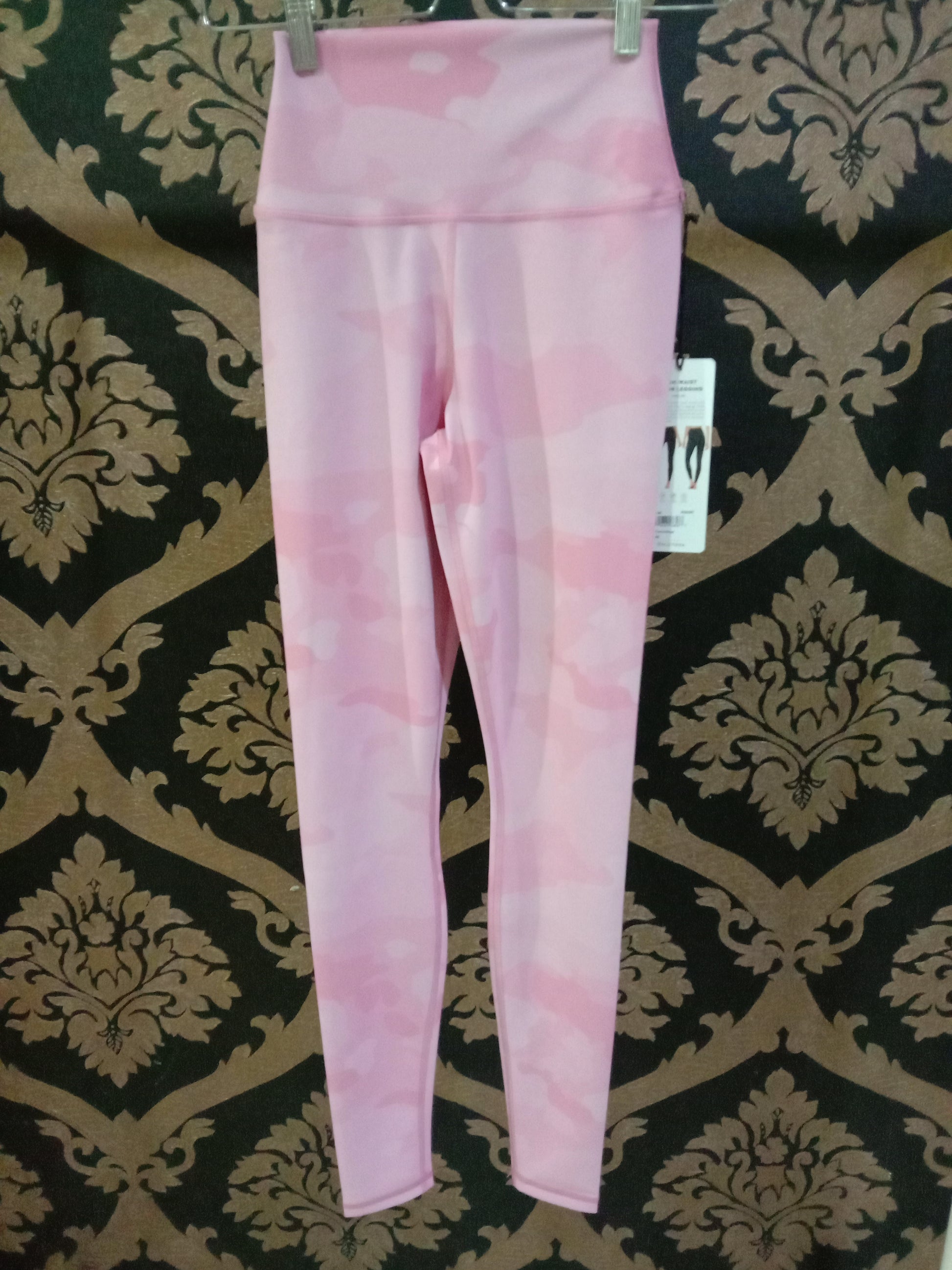 Alo Yoga XS High-Waist Vapor Legging - Pink Camouflage – Soulcielite