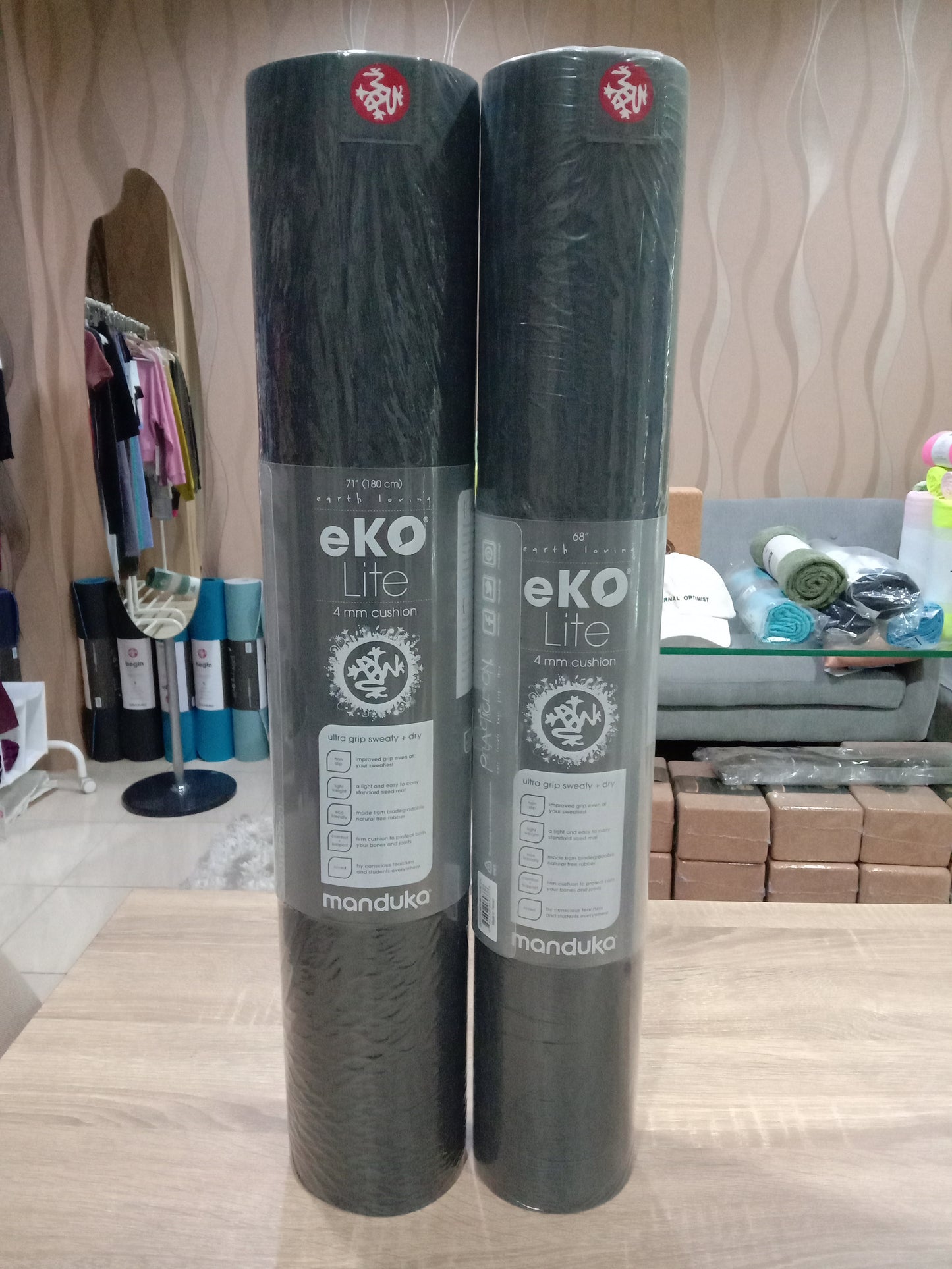 Manduka Eko® Lite 71'' Yoga Mat 4mm - Arang