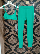 Load image into Gallery viewer, Alo Yoga XXS Ribbed High-Waist 7/8 Blissful Legging - Green Emerald
