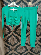 Load image into Gallery viewer, Alo Yoga XS Ribbed High-Waist 7/8 Blissful Legging - Green Emerald
