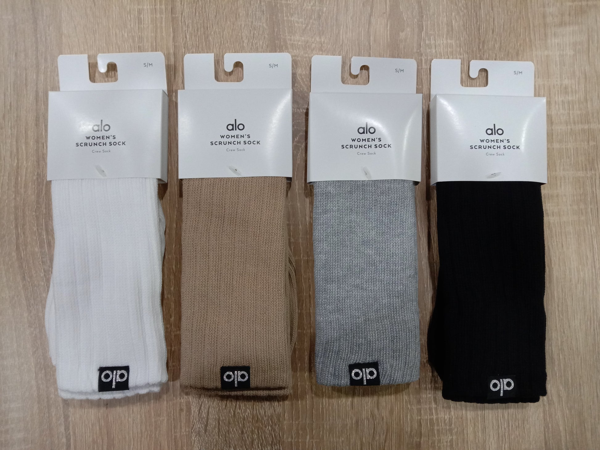 Alo Yoga M/L Women's Scrunch Sock - White – Soulcielite