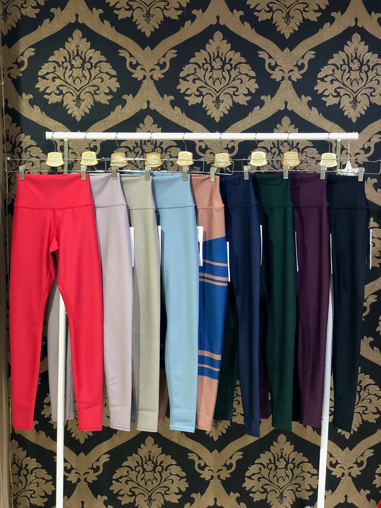 Legging Airlift Pinggang Tinggi Alo Yoga XS - Kerikil 