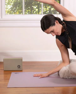 Manduka Prolite Adriene Reversible 71" Yoga Mat 4 mm - Elderberry Rock
