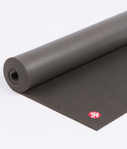 Manduka Pro 71" Yoga Mat 6mm - Black