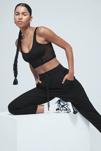 Alo Yoga XS 7/8 Easy Sweatpant - Black
