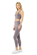 Load image into Gallery viewer, Alo Yoga XS 7/8 High-Waist Airbrush Legging - Purple Dusk
