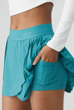 Load image into Gallery viewer, Alo Yoga XS Aces Tennis Skirt - Blue Splash
