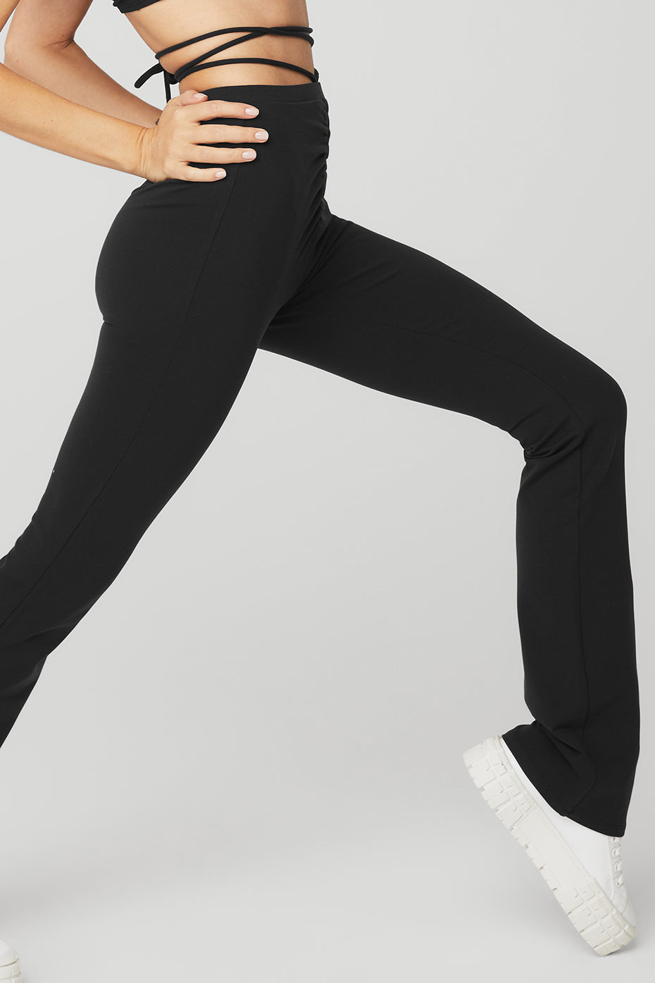 Alo Yoga XS Airbrush High-Waist Cinch Flare Legging - Black – Soulcielite