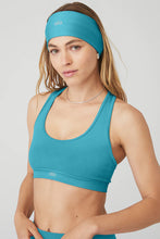 Load image into Gallery viewer, Alo Yoga Airlift Headband - Blue Splash

