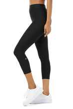 Load image into Gallery viewer, Alo Yoga XS Airlift High-Waist Conceal-Zip Capri - Black
