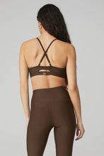 Load image into Gallery viewer, Alo Yoga SMALL Airlift Intrigue Bra - Espresso

