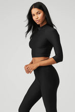 Load image into Gallery viewer, Alo Yoga SMALL Archer Fitted Long Sleeve - Black
