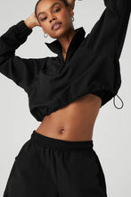 Load image into Gallery viewer, Alo Yoga SMALL Cropped 1/4 Zip Alumni Pullover - Black
