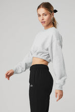 Load image into Gallery viewer, Alo Yoga XS Devotion Crew Neck Pullover - Athletic Heather Grey
