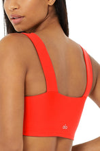 Load image into Gallery viewer, Alo Yoga SMALL Fast Bra - Cherry
