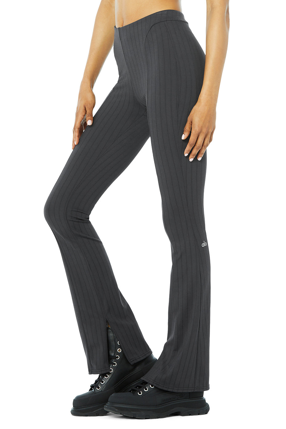 https://soulcielite.com/cdn/shop/products/alo-yoga-high-waist-pinstripe-zip-it-flare-legging-anthracite-black_2.jpg?v=1645081421&width=1445