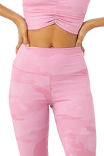 Load image into Gallery viewer, Alo Yoga XS High-Waist Vapor Legging - Pink Camouflage
