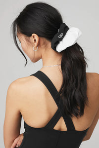 Alo Yoga Oversized Scrunchie - Black/White