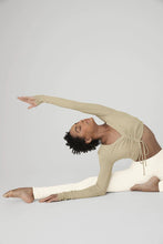 Load image into Gallery viewer, Alo Yoga XS Ribbed Cinch Cropped Long Sleeve - California Sand
