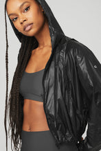 Load image into Gallery viewer, Alo Yoga XS Sprinter Jacket - Black
