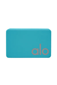 Alo Yoga Uplifting Yoga Block - Bright Aqua/Silver