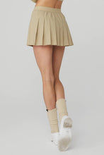 Load image into Gallery viewer, Alo Yoga SMALL Varsity Tennis Skirt - California Sand
