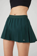 Load image into Gallery viewer, Alo Yoga SMALL Varsity Tennis Skirt - Midnight Green
