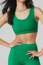 Load image into Gallery viewer, Alo Yoga XS Wellness Bra - Green Emerald
