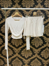 Load image into Gallery viewer, Alo Yoga XS Ready Set Short - Ivory
