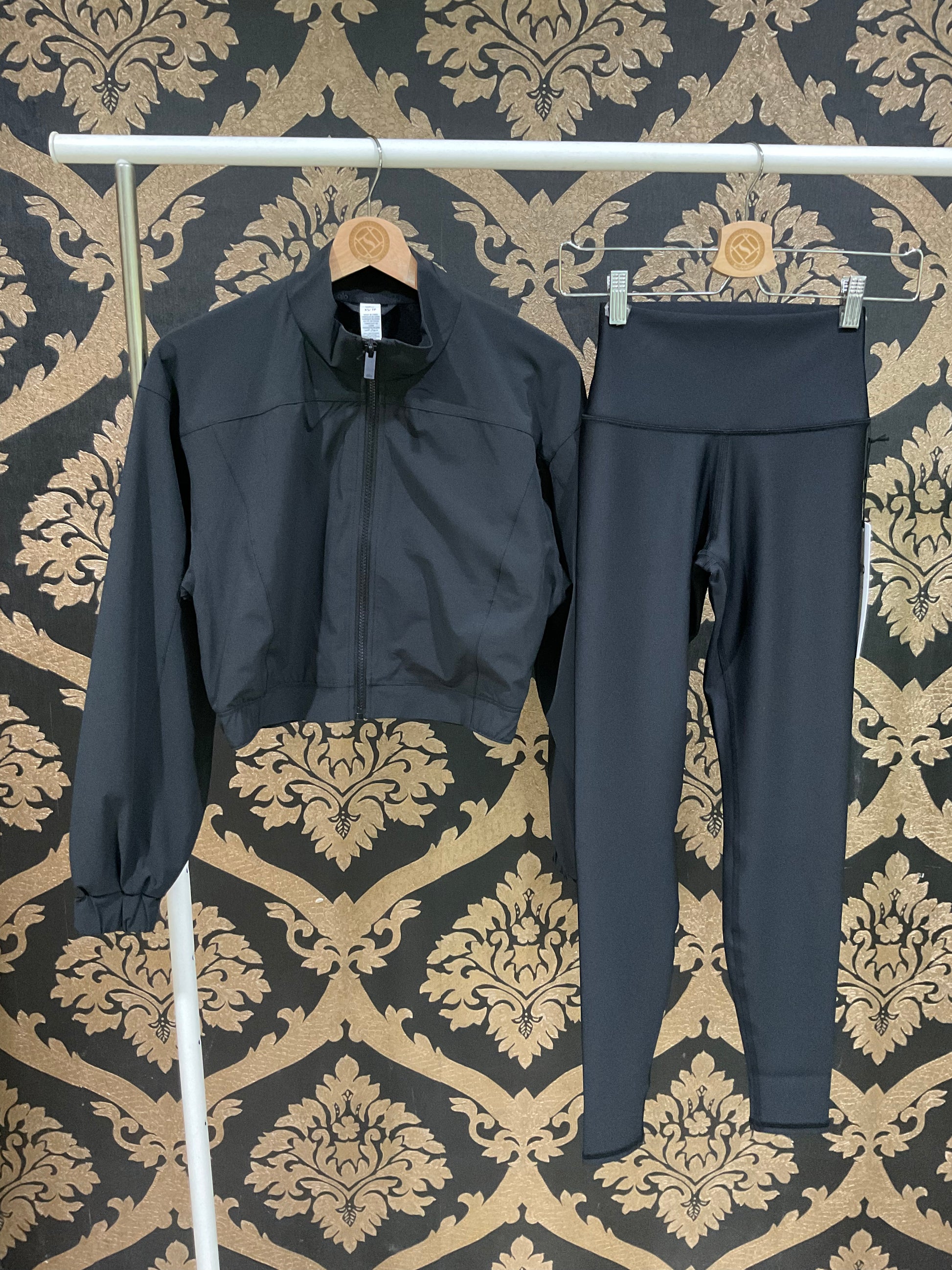 Alo Yoga Clubhouse Jacket in Black