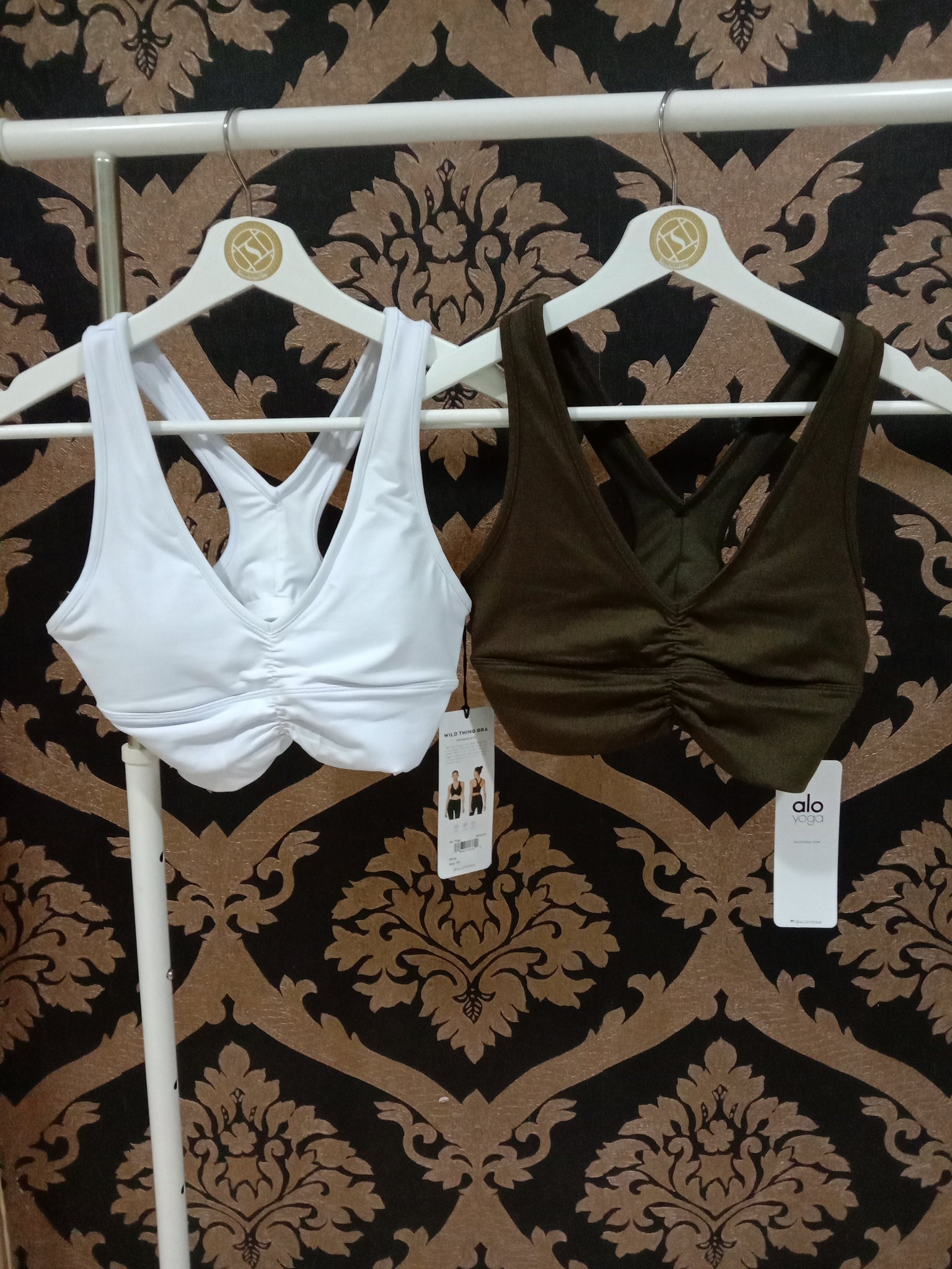 ALO Yoga, Intimates & Sleepwear, Alo Wild Thing Bra Alo Sports Bra White  Xs