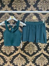 Load image into Gallery viewer, Alo Yoga XS Varsity Tennis Skirt - Midnight Green

