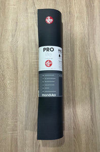 Manduka Prolite 71" Yoga Mat 4.7mm - Black
