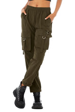Load image into Gallery viewer, Alo Yoga SMALL High-Waist City Wise Cargo Pant - Dark Olive
